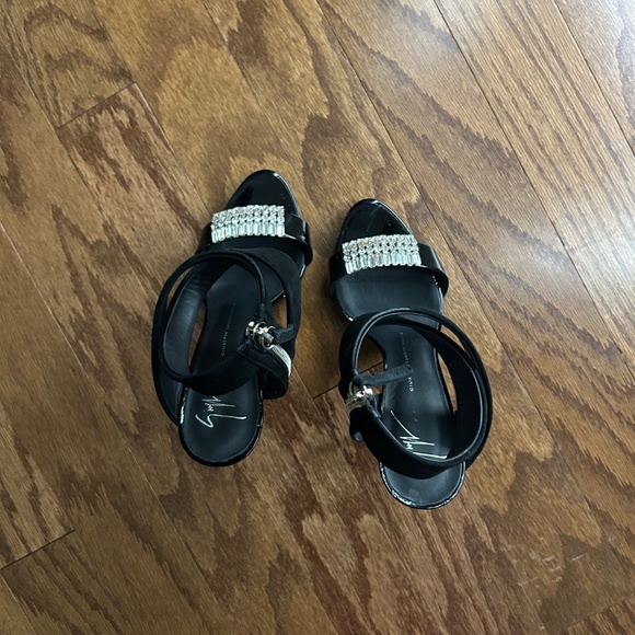 Giuseppe black stiletto heels open tioe - Picture 7 of 8